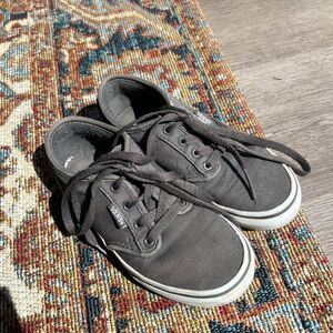 13 grey vans